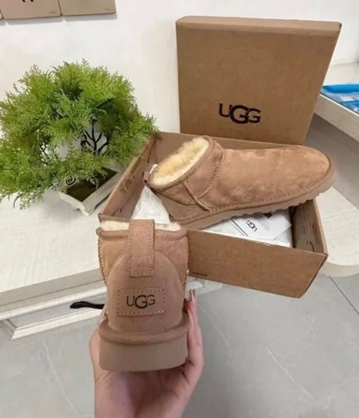 Ugg Mini - photo numéro 2