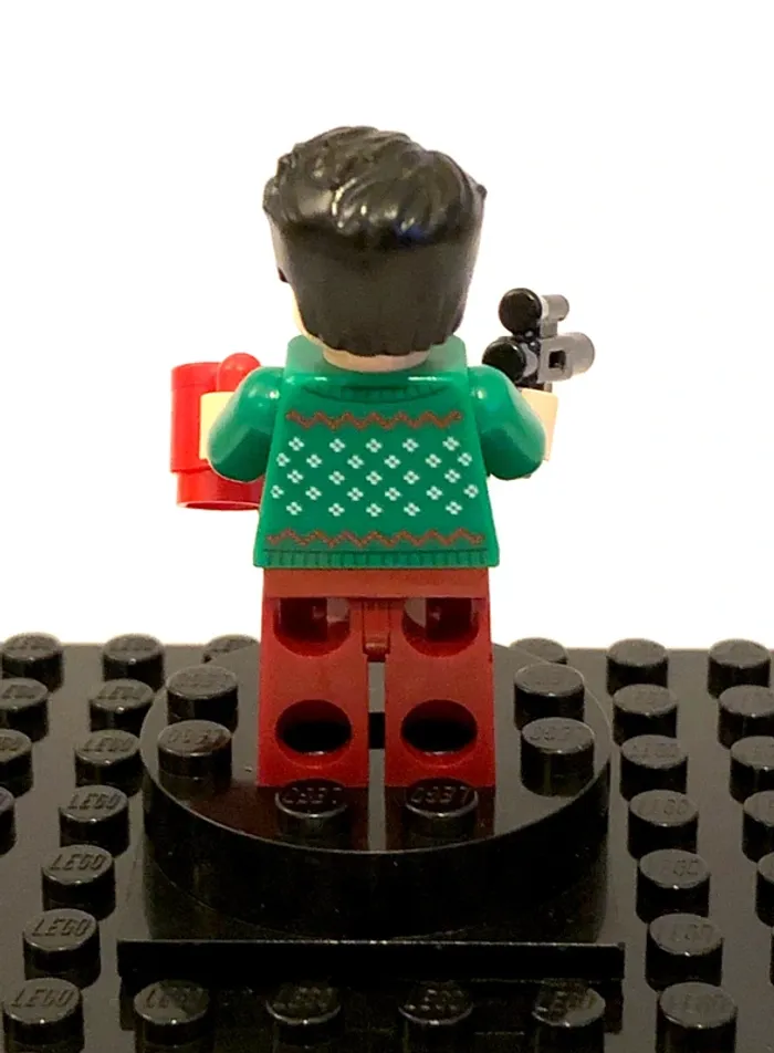 LEGO Star Wars Noël - "Poe Dameron, holiday sweater" - photo numéro 2