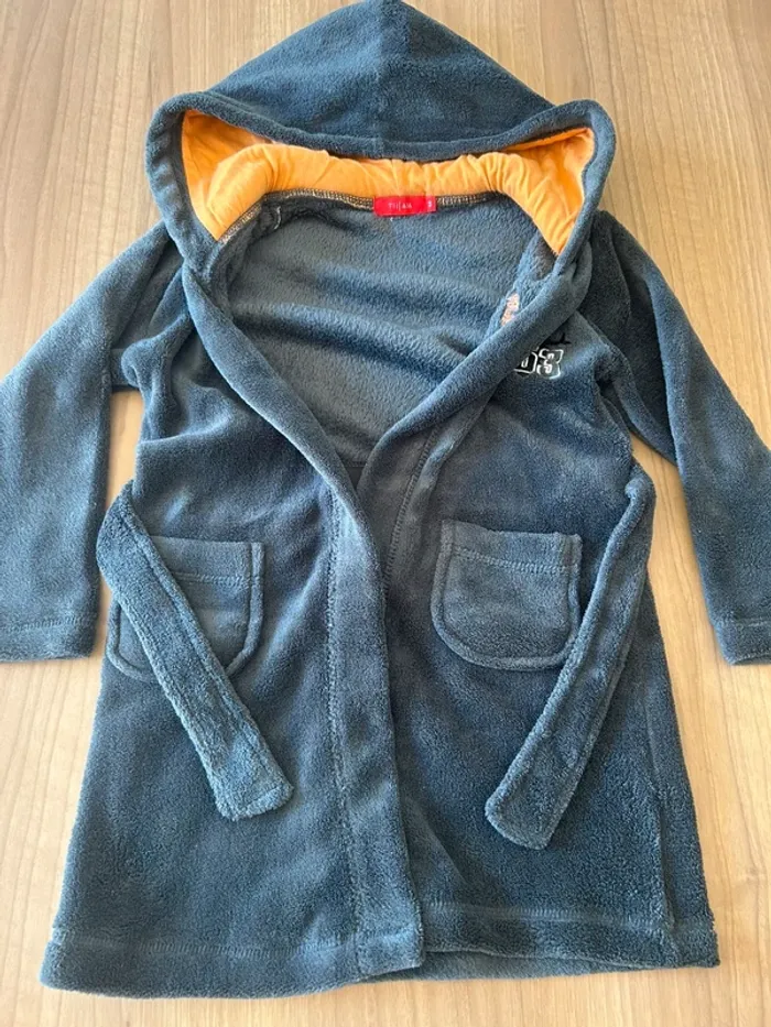 Magnifique peignoir tout doux tissaia 4 ans
