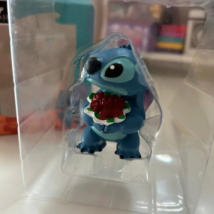Figurine disney stitch showcase collection fleurs - photo numéro 4