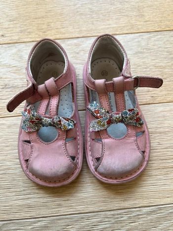 Chaussure rose vertbaudet fille 23/ cuir etat satisfaisant