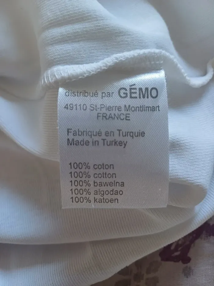 T-shirt motif papillons/ pailleté - photo numéro 6