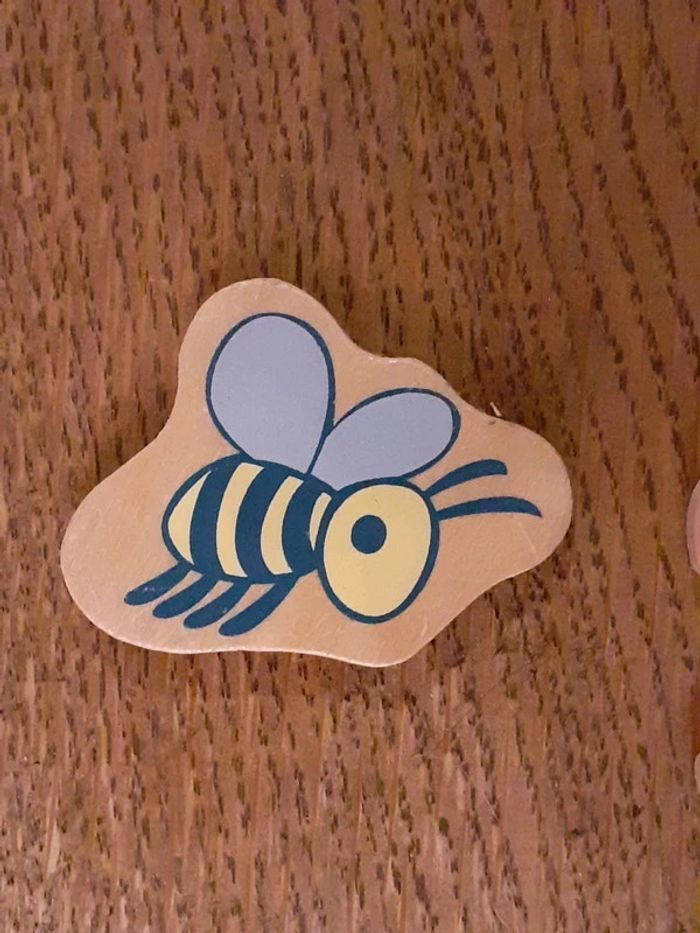 Magnet bois Grand Gourou et abeille vintage - photo numéro 2