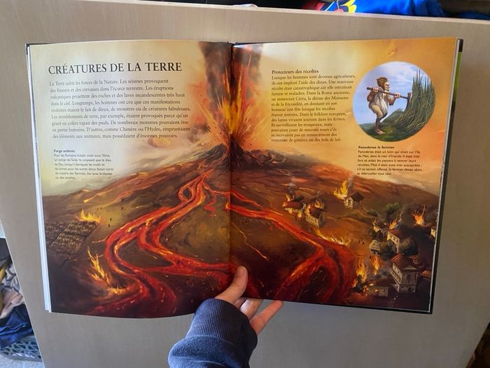 Livre « les créatures fantastique » - photo numéro 2