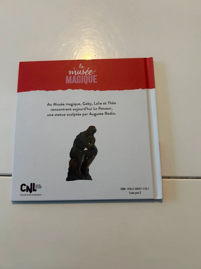 Livre Le Penseur collection le musée magique mc Donald - photo numéro 2