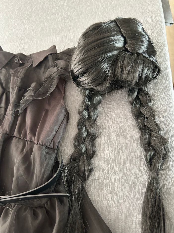 Déguisement mercredi Addams - photo numéro 4