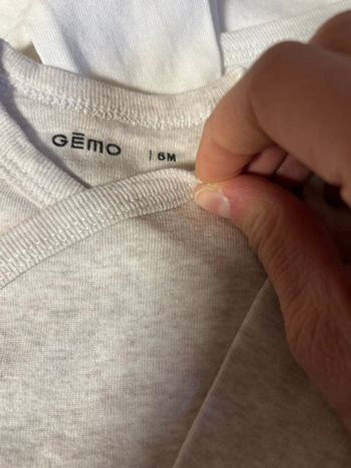 Lot de 5 bodies 💟 - photo numéro 3