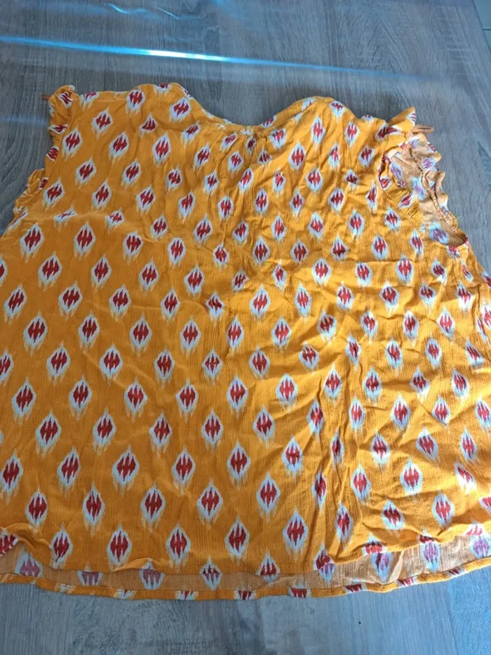 T-shirt jaune Gemo taille 48 - photo numéro 2