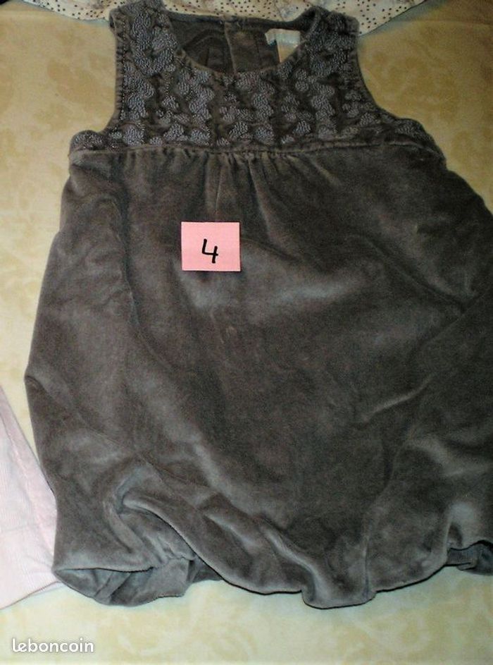 Lot vêtements Fille 12 mois - photo numéro 2
