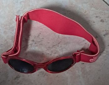 Lunette soleil bébé 