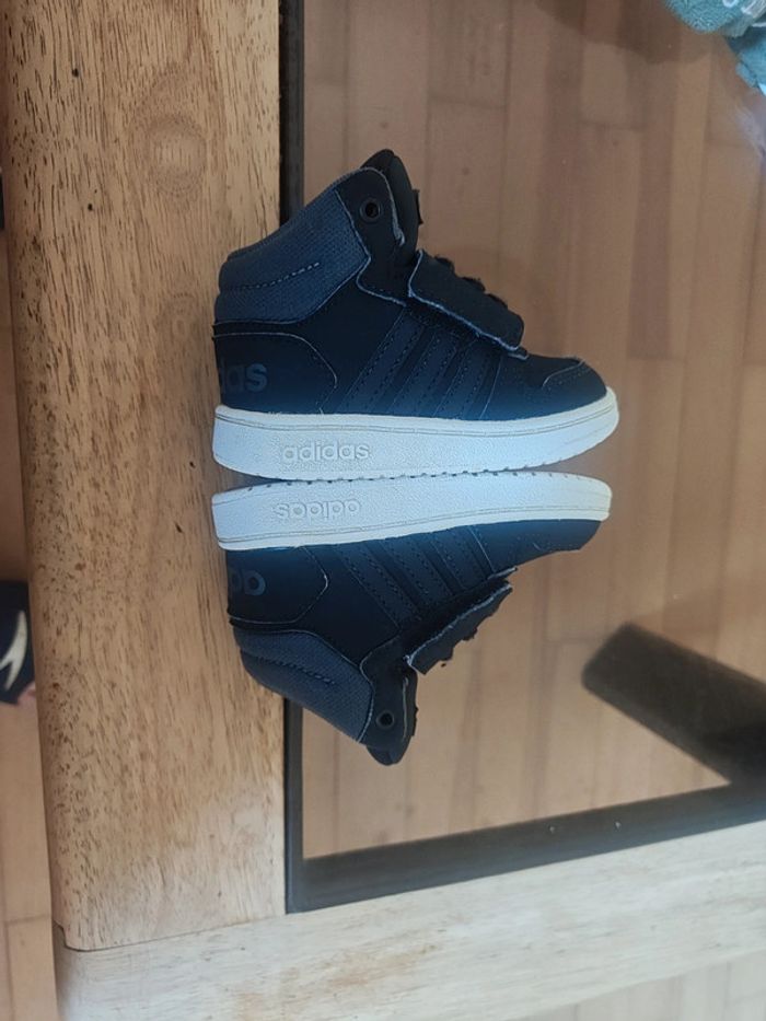 Baskets Adidas mixte p.21 - photo numéro 9