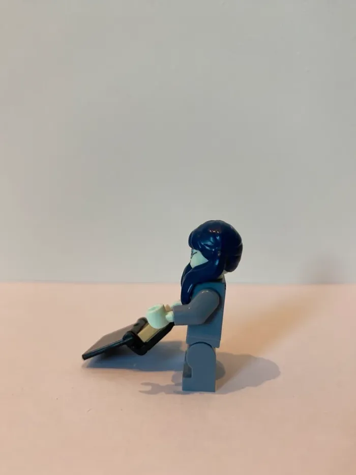 Figurine type lego Mimi Guégnarde. Harry Potter - photo numéro 2