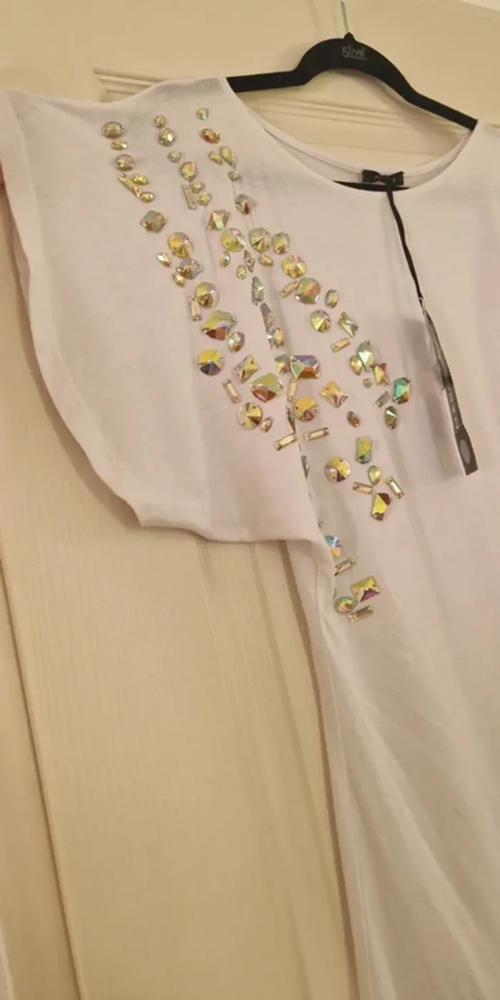 Magnifique T-shirt Morgan taille M blanc et bijoux cristaux - photo numéro 10