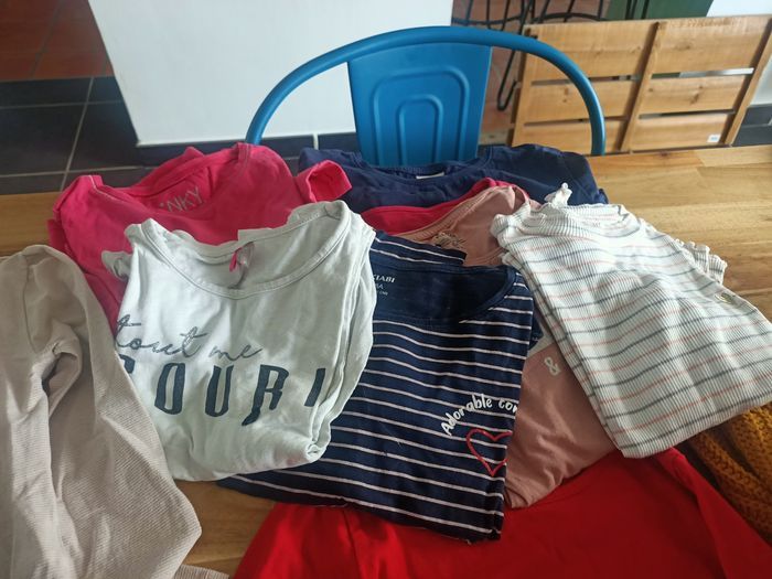 Lot vêtements fille 8 ans - photo numéro 5