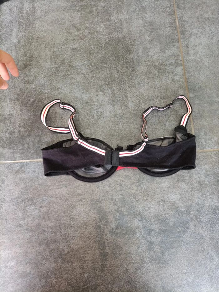 Soutien gorge - photo numéro 2