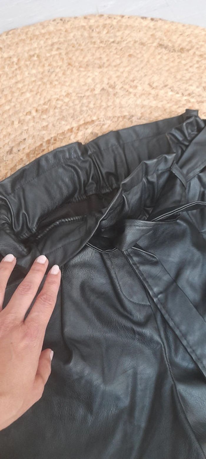 Short simili cuire - photo numéro 7