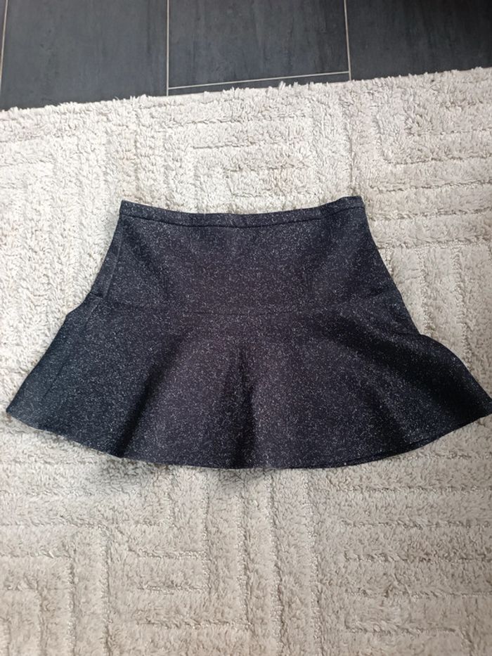 Petite jupe évasée Mango 38 très bon état