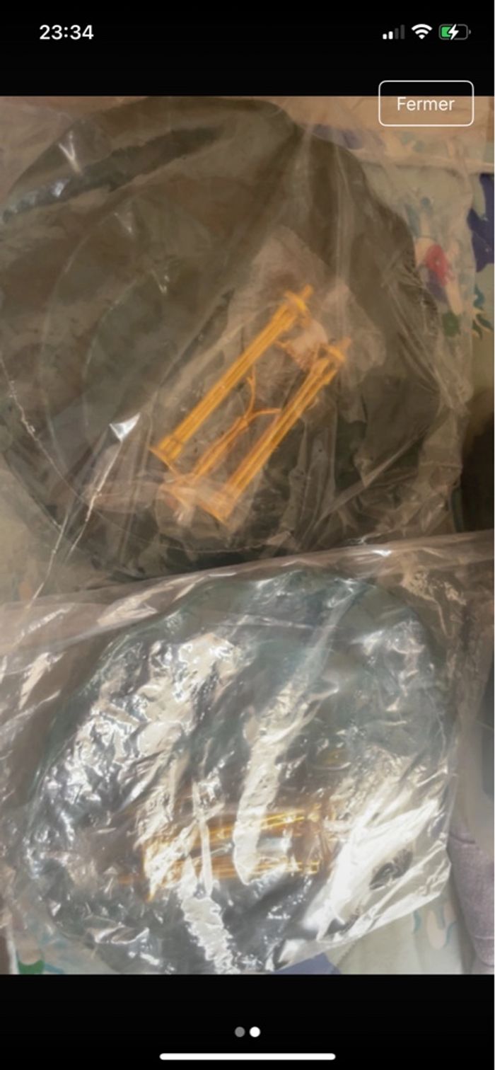 Lot 2 plateaux à étage