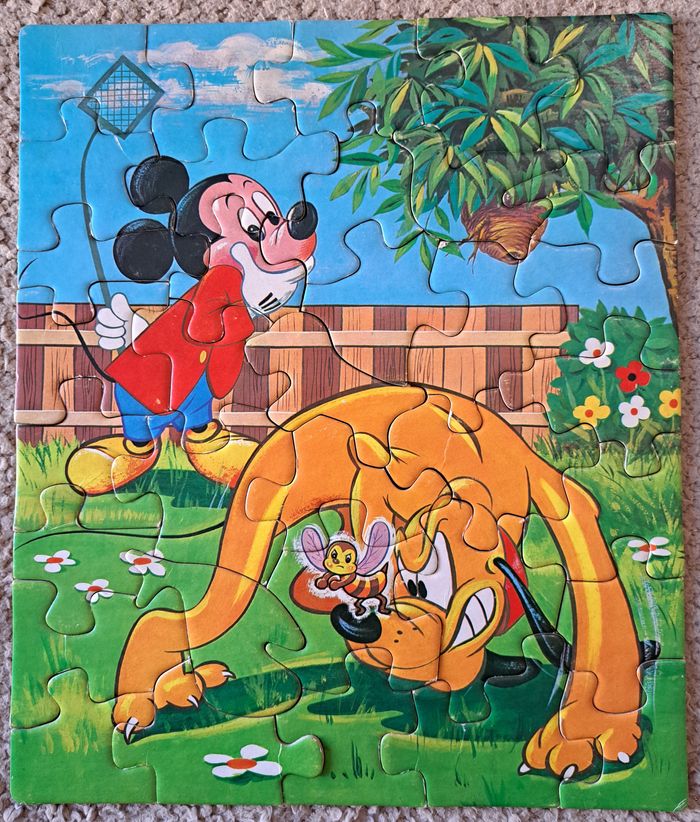 🧩 Puzzle vintage 35 pièces Walt Disney Mickey Pluto - photo numéro 3