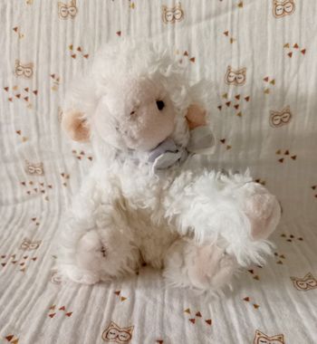 Doudou mouton Burberry