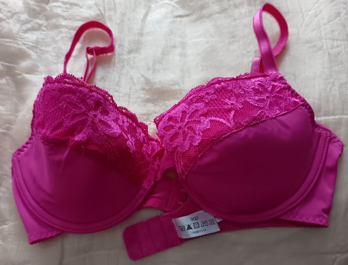 Soutien gorge fushia 90 D