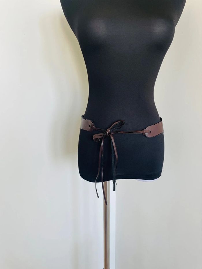 👍🏻 jolie Ceinture Bohème. marron double feutrine. 136 cm.
