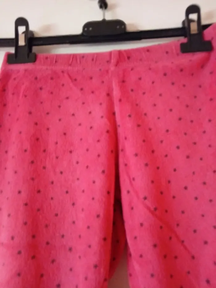 Joli pyjama 2 pièces. Kiabi. 6 ans - photo numéro 12