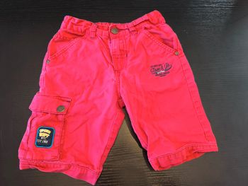Short rouge
