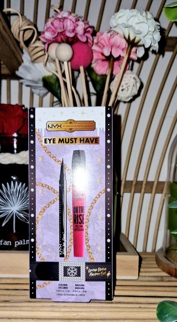 Coffret mascara noir nyx on the rise neuf