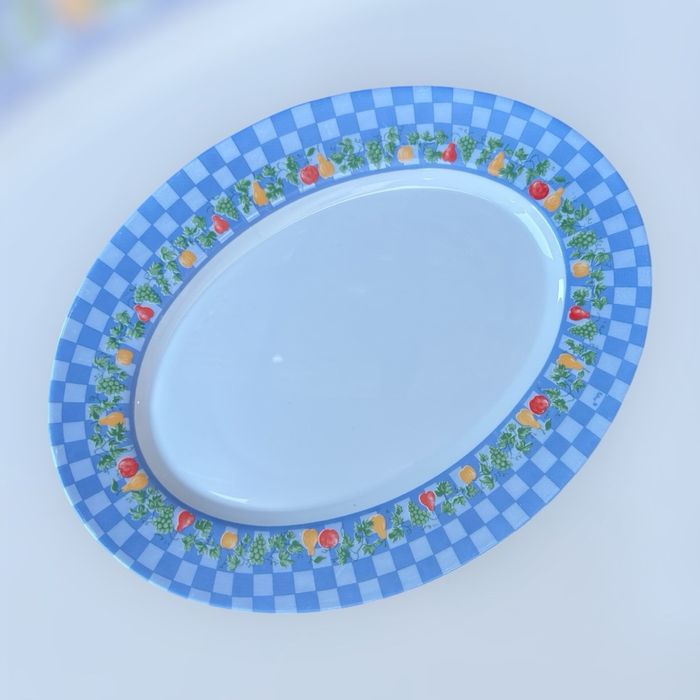 Plat de service ovale Arcopal Marc Palluy primeur
