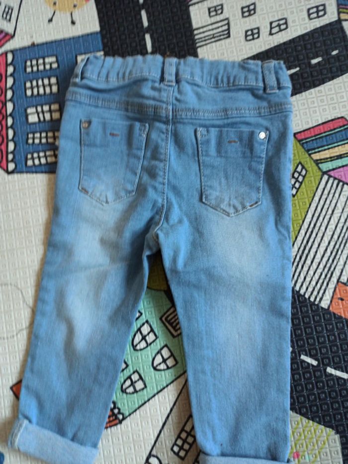 Jean neuf - photo numéro 3