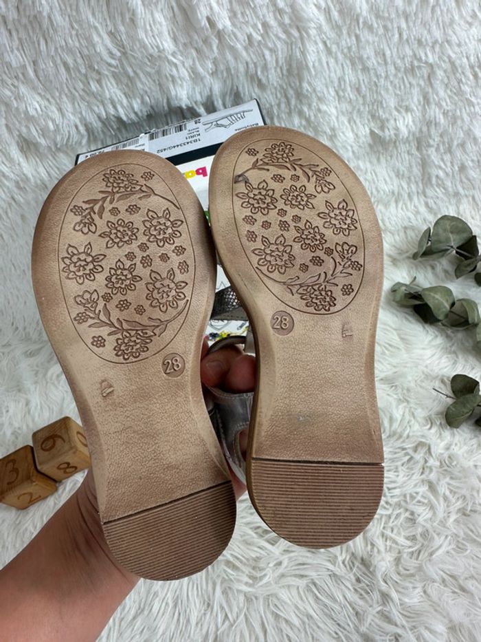 Paire de sandales argentés et blanches Babybotte taille 28 - photo numéro 4
