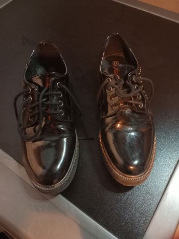 Chaussures fille noir vernis