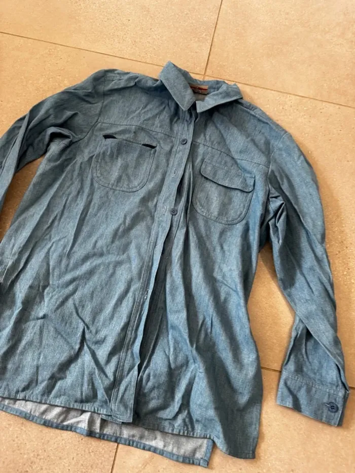 Chemise bleu de Sym, très bon état, taille 38 - photo numéro 2