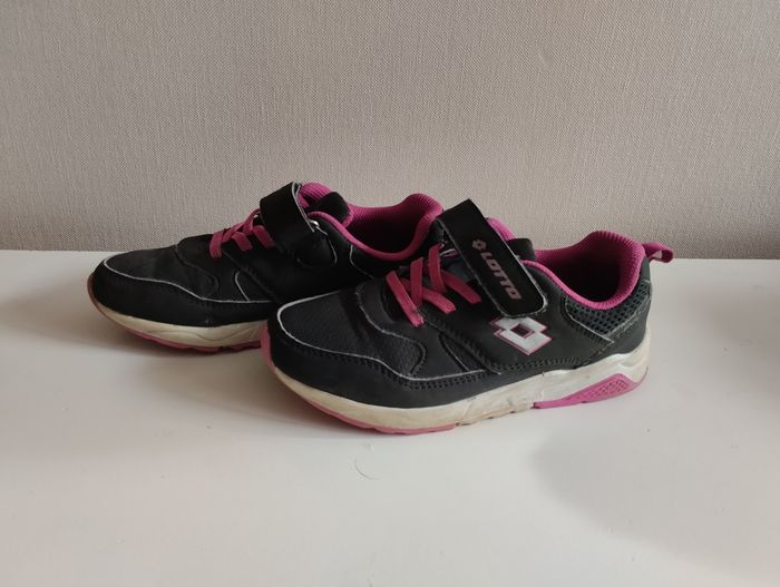 Baskets Lotto pointure 32 - photo numéro 5