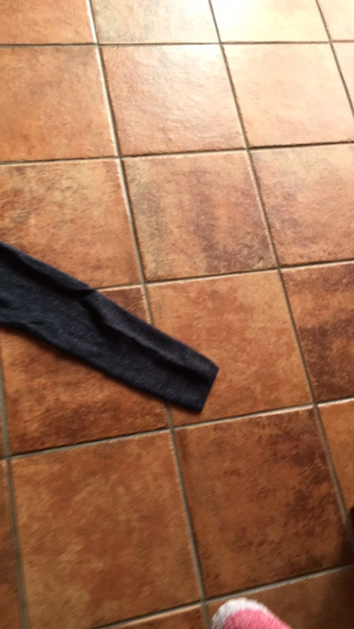 Pull bleu pailleté 12 ans tape à l œil en très bon état - photo numéro 5