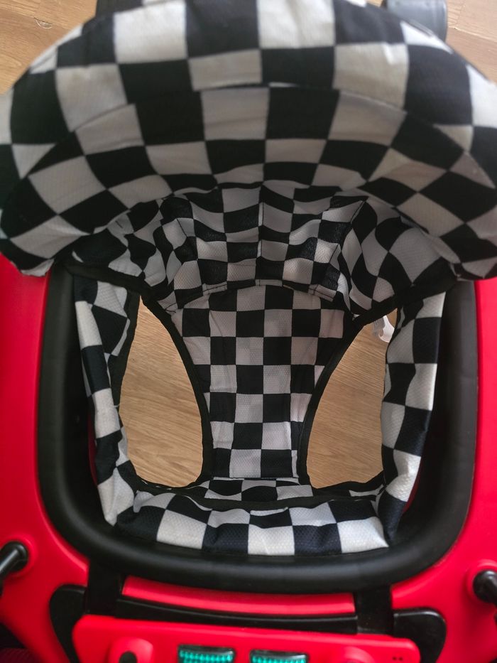 Trotteur voiture - photo numéro 3