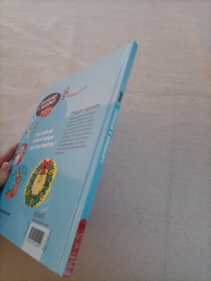 Livre J'apprends à dessiner Noël - photo numéro 3