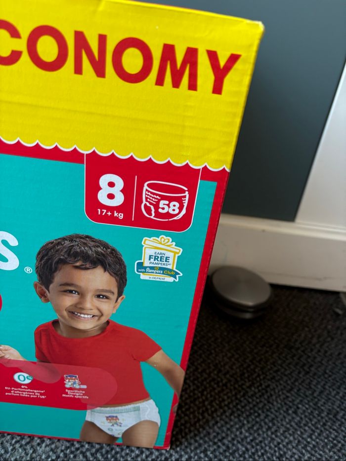 Un pack de couches culottes Pampers pant’s Taille 8 19 kg et + 58 couches - photo numéro 2