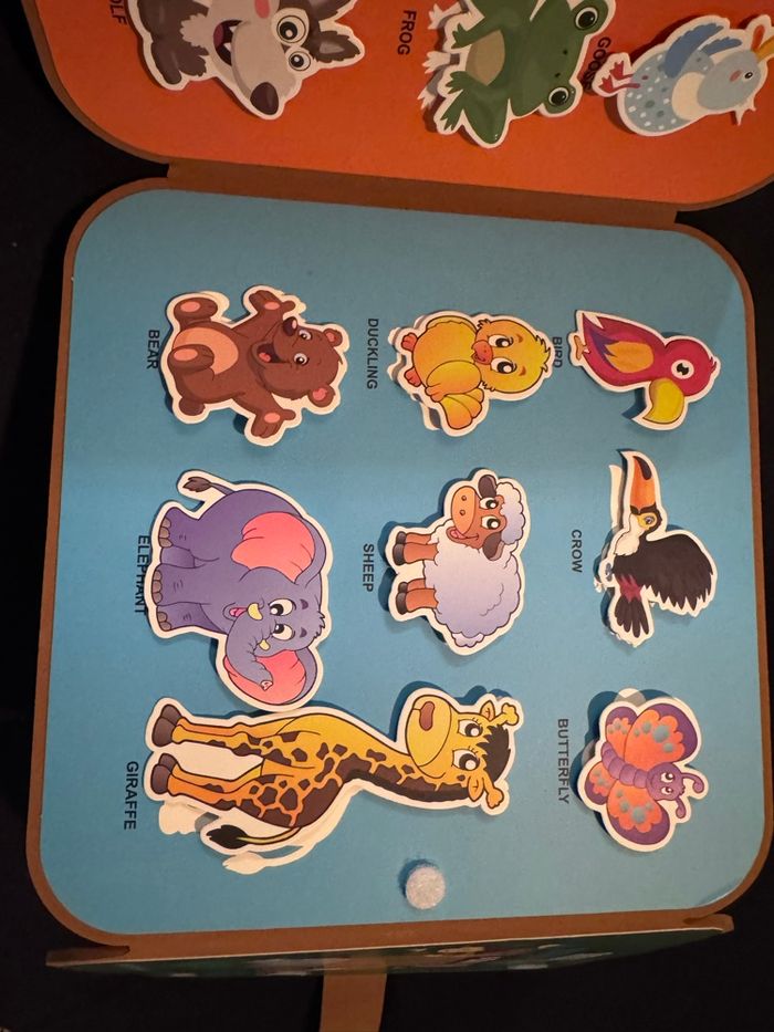 Livre d’éveil 2 en 1 dessin à l’eau et images scratch - photo numéro 6