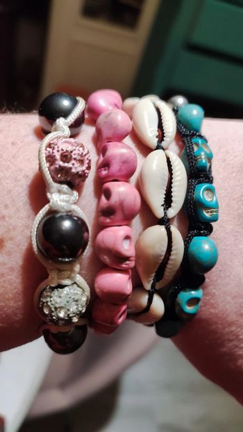 Lot de 4 bracelets
