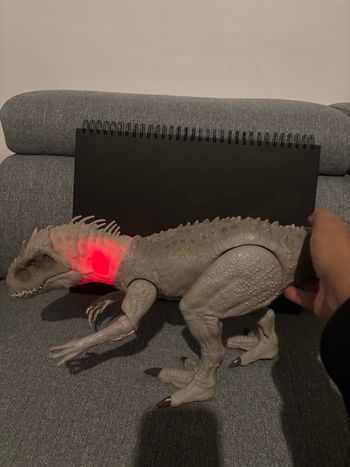 Indominus rex jurassic world 