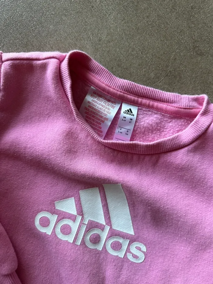 Pull adidas rose – Taille 3/4 ans - photo numéro 2