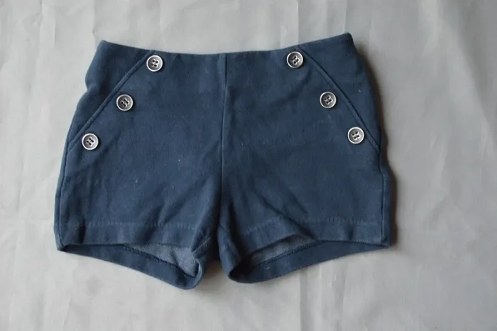 Short Marine Okaïdi Fille 7 ans Coton Très Bon État