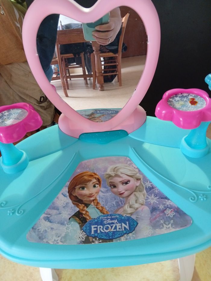 Coiffeuse reine des neiges - photo numéro 2