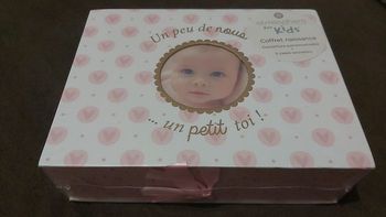 Coffret naissance plus doudou en cadeau (neuf ?) 