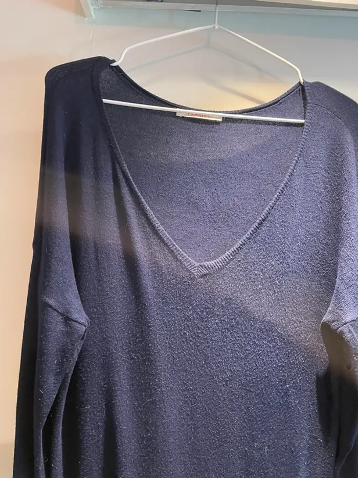 Robe - pull col v Camieu taille M très bon état - photo numéro 3