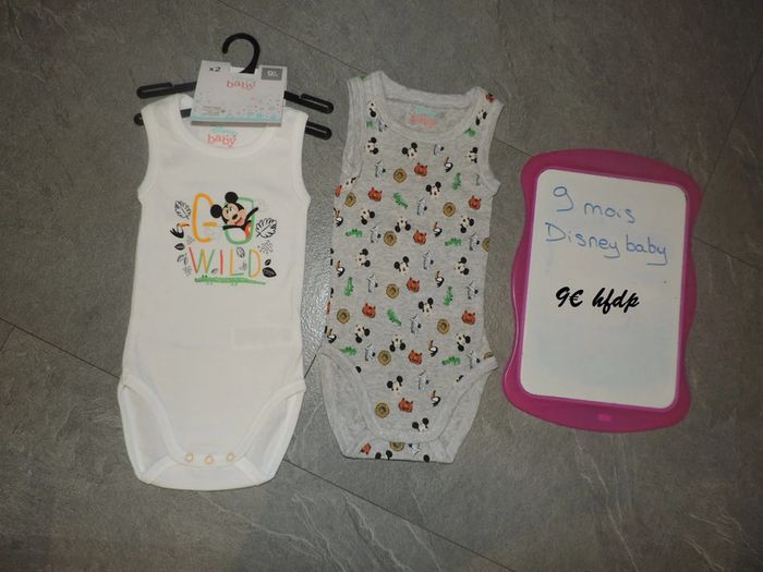 2 bodys mickey disney baby taille 9 mois neuf