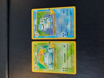 Carte Pokemon Tortank 2/102 et Florizarre 15/102 Set de Base Célébrations EB7.5 25 ans Epée et boucl