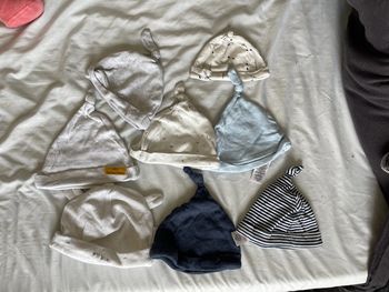 Lot bonnet 0/3 mois